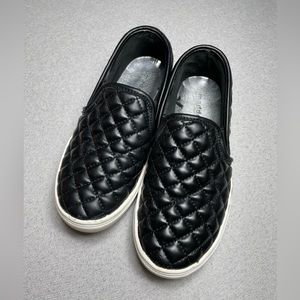 STEVE MADDEN slip on Girls Sneaker | Black | Size 1